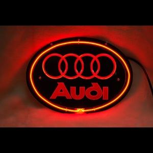 Meet your Posher, Charles